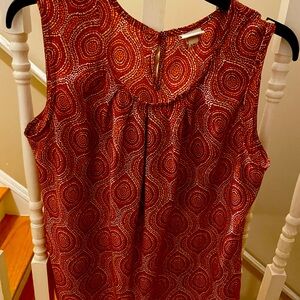 Sleeveless blouse/shell